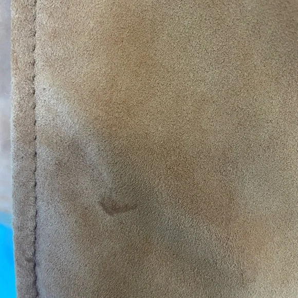 GatsbyLady London 100% Lamb Leather Cropped Moto Jacket Tan and Gold Hardware - Picture 5 of 13